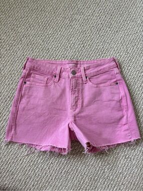 Old Navy O.G. Straight Shorts Women’s Size 4 High Rise Pink Secret Smooth Pocket